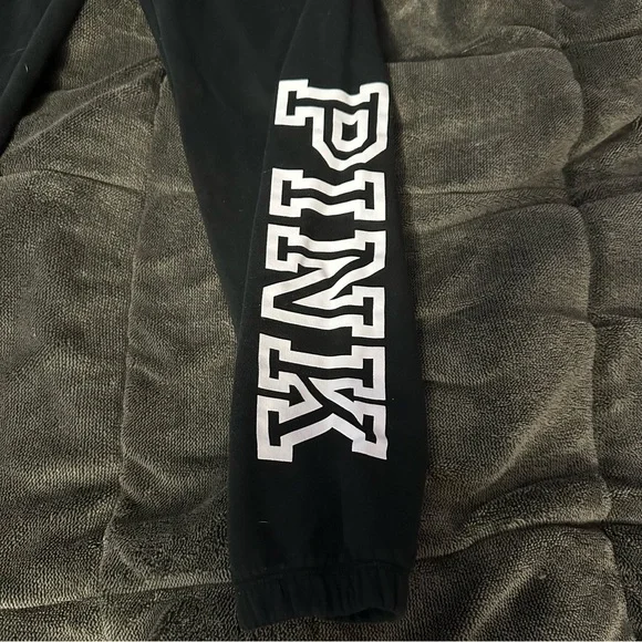 Victoria’s Secret PINK Black Everyday Loungewear Sweatpants - Picture 2 of 5